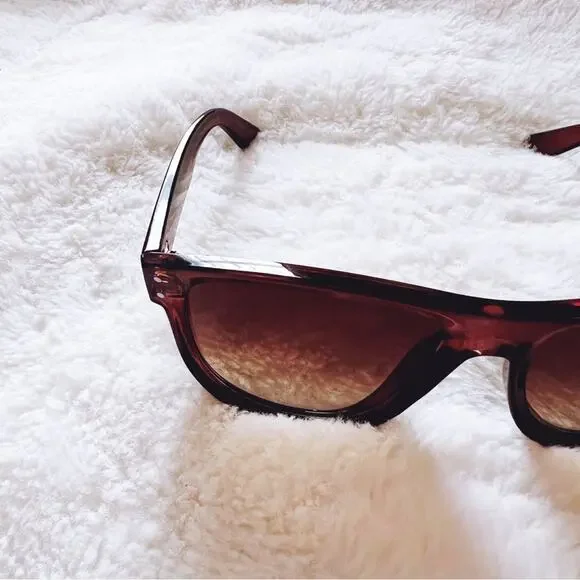 Simon Brown Classic Sunglasses - Picture 3 of 10